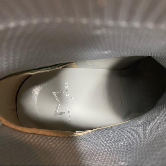 Marc Fisher Umair Gray Pointy Toe Heeled Bootie 8 1/2 M - Picture 13 of 15